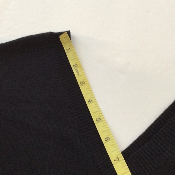 Joseph A  Woman’s Black Sleeveless Top size M beads on bottom trim.      #275 - Picture 11 of 11